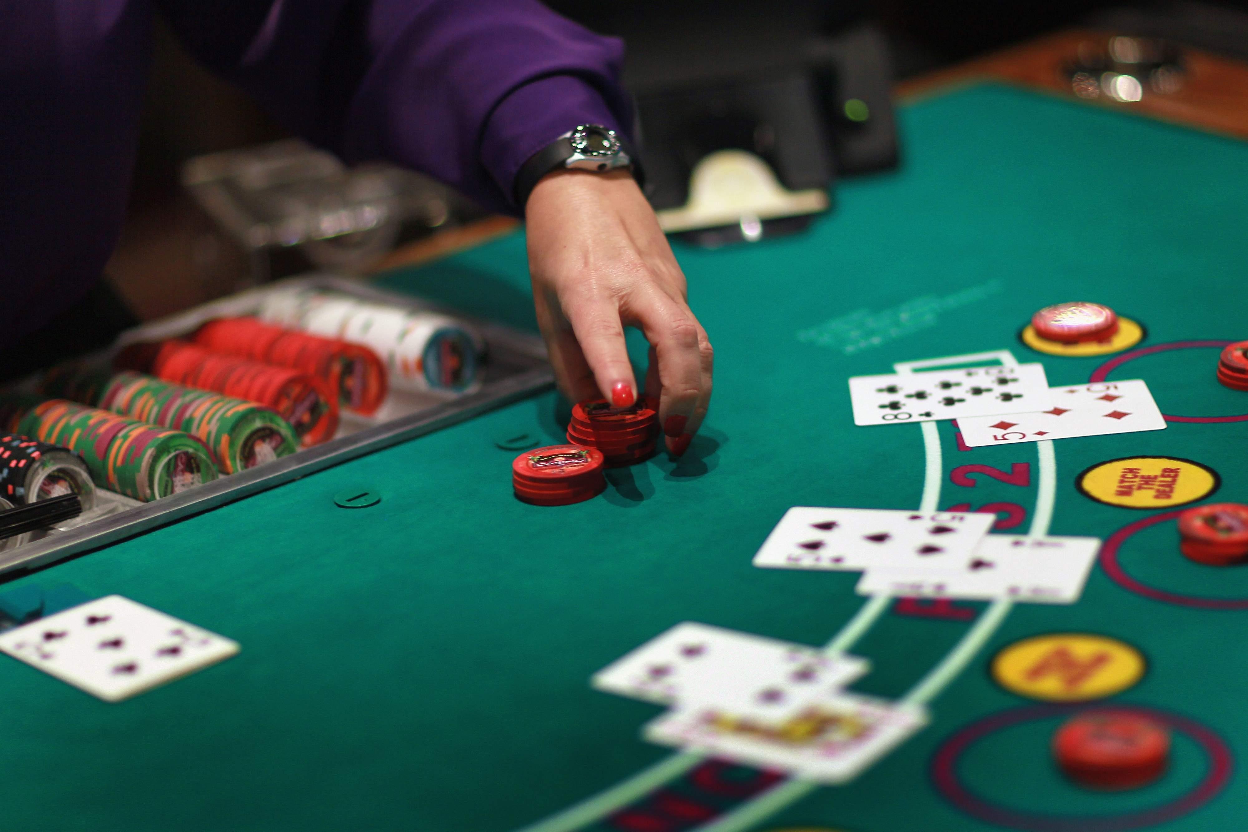 Cách chơi online gambling real money hiệu quả và an toàn cho người mới